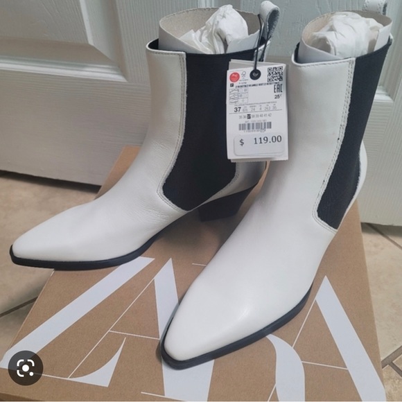 Zara white leather heeled cowboy ankle boots - Picture 4 of 4